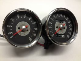 人気商品の再入荷情報をお届け！ TACHOMETER TACH AND SPEEDOMETER SPEEDO SET 68 650 FACE GREY 自動車