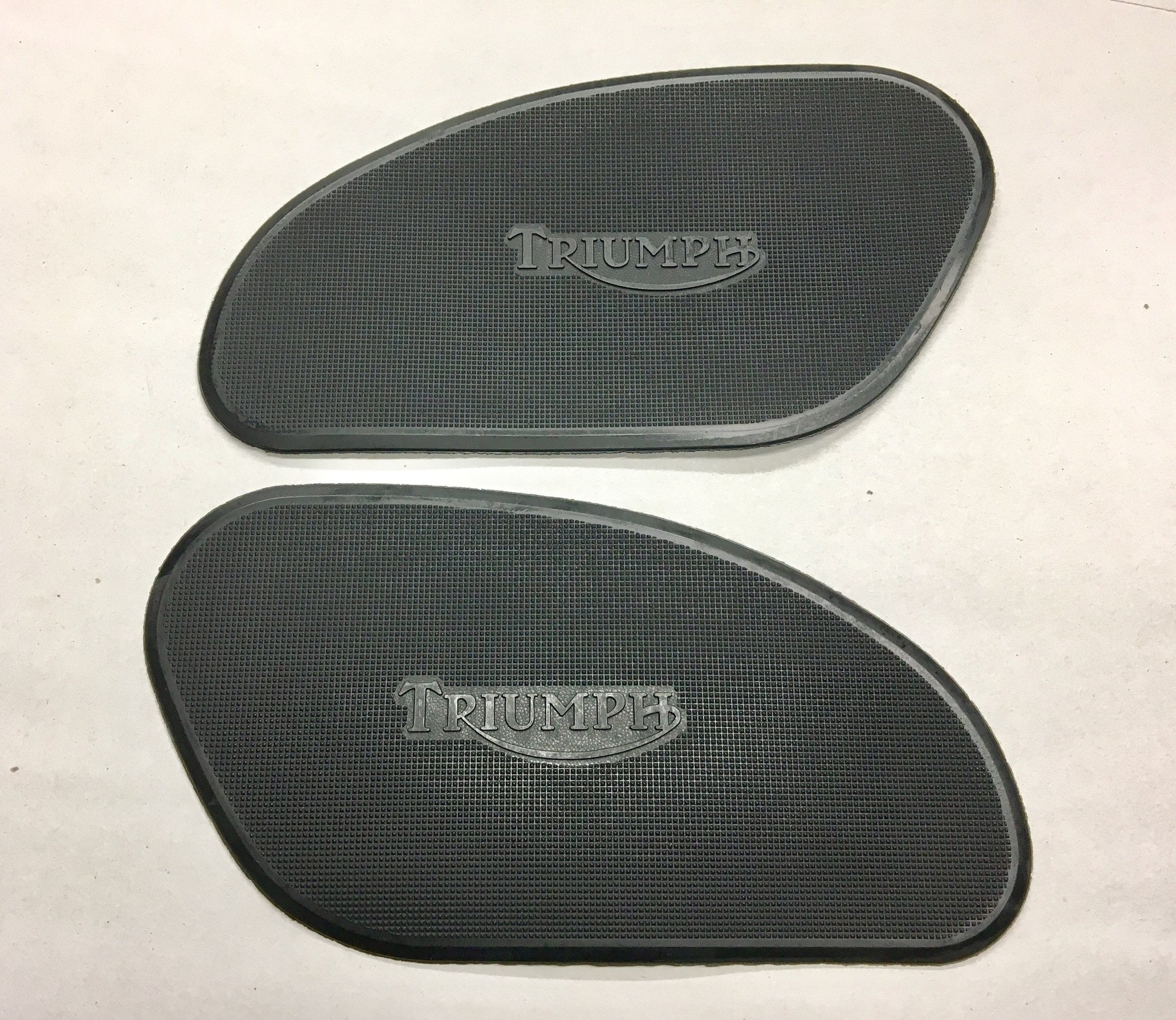 Gas Tank Knee Pads 66-68 500 650 for Triumph